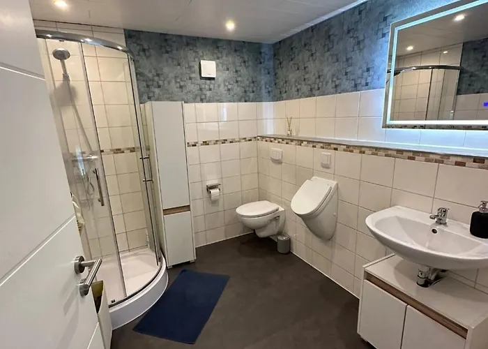 Alter Bangsteder Hof Mit Hund Ihlow (Aurich)