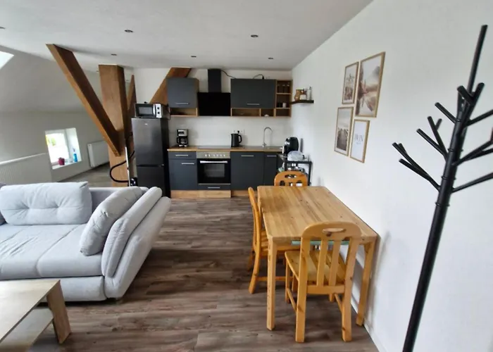 Alter Bangsteder Hof Mit Hund * Ihlow (Aurich)